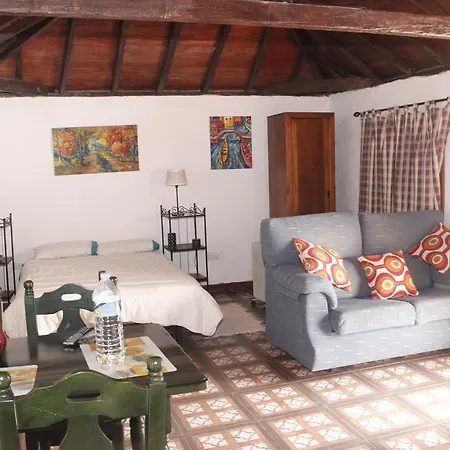 Casa Ciruelo